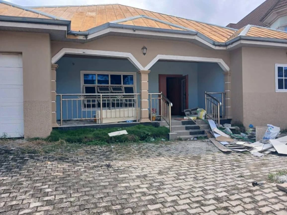5 Bedroom house for sale